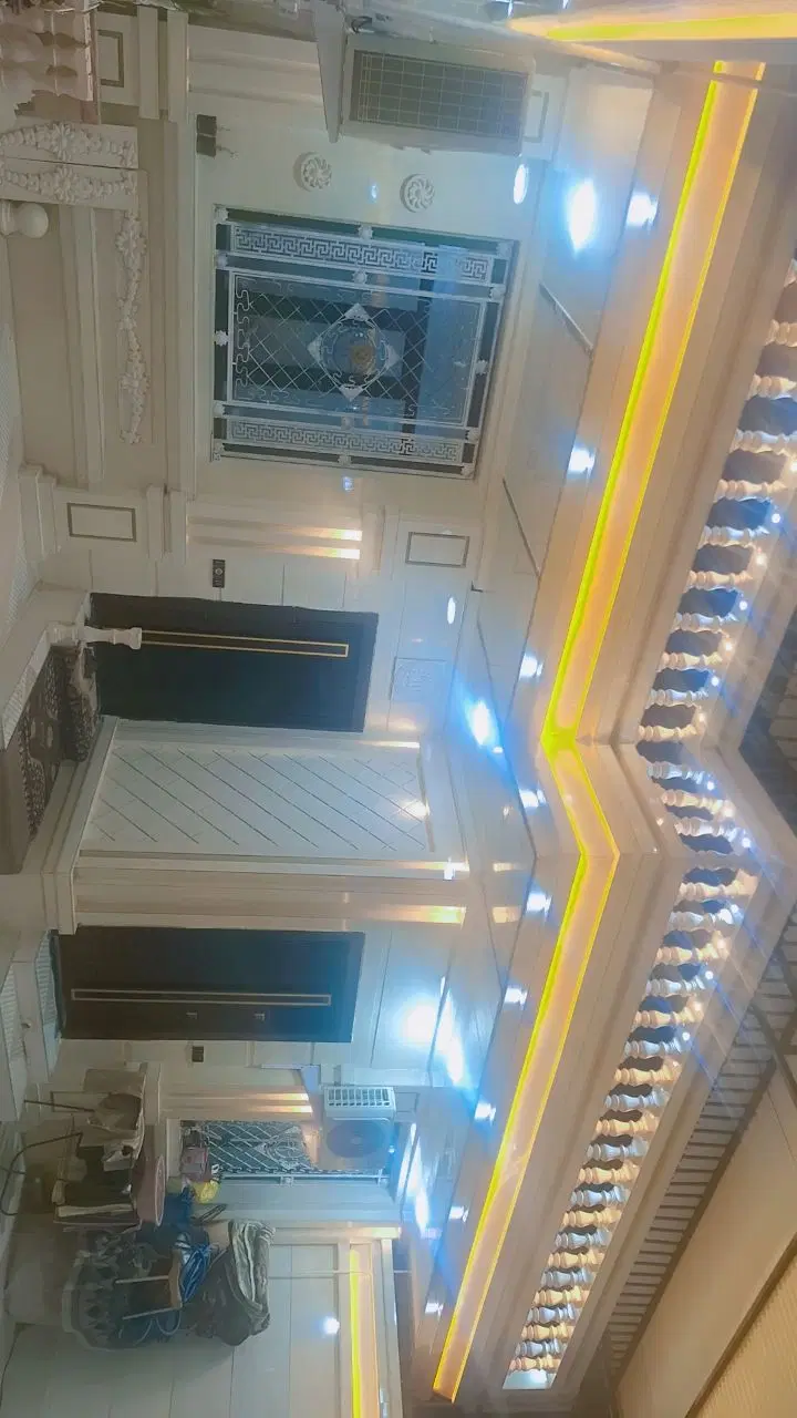 فروش خانه ویلایی ۲۰۰ متری احمد خ عاشورا