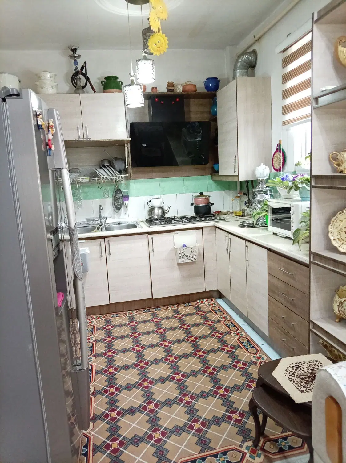 سوئیت 84 متری دو خواب به همراه مغازه