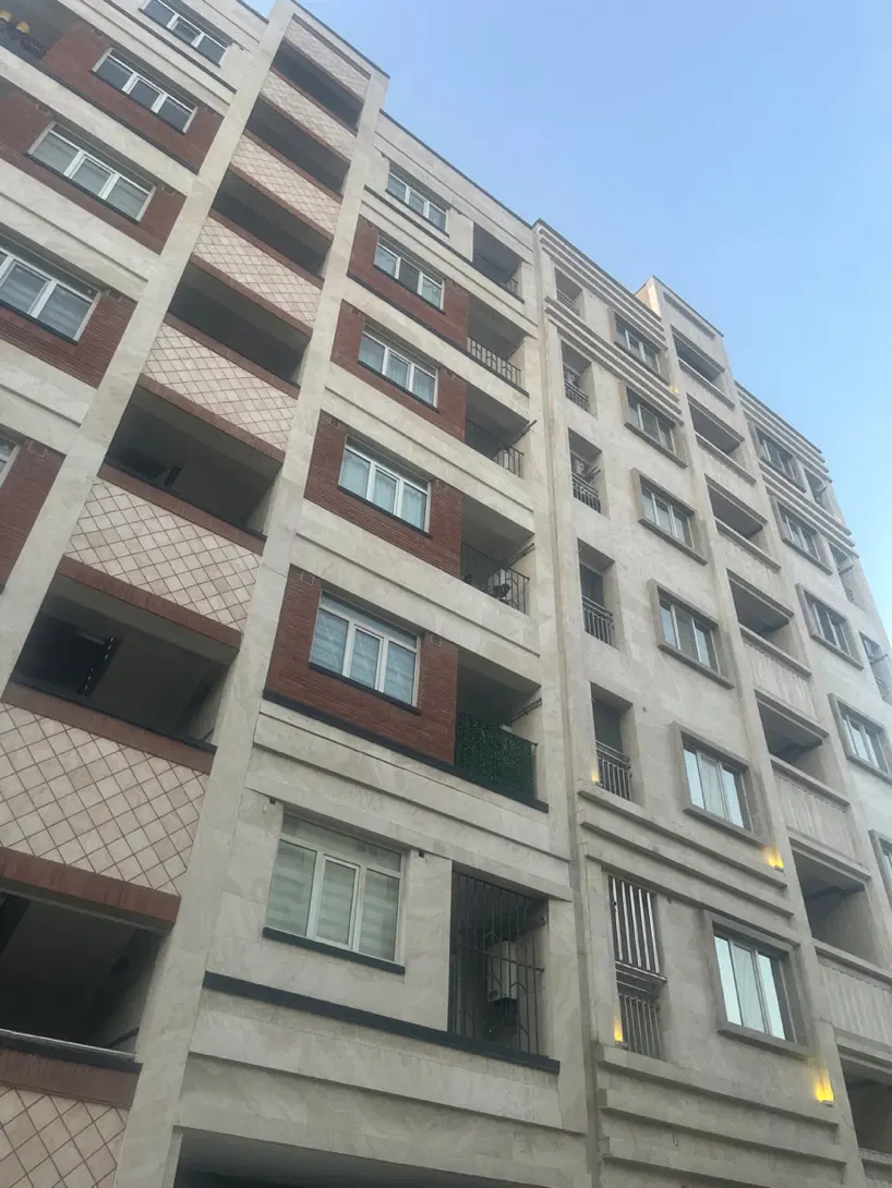 ۱۱۰متری فول امکانات سند بدون اوقاف،حسینی