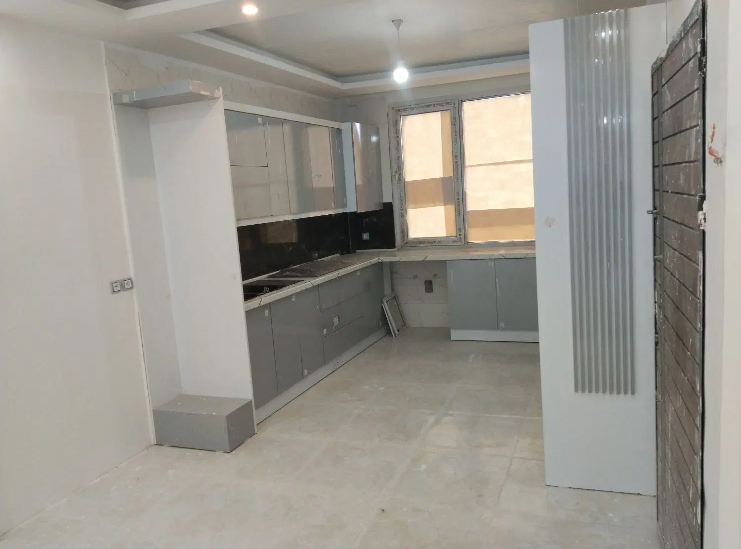 اپارتمان 90 متری دو خواب