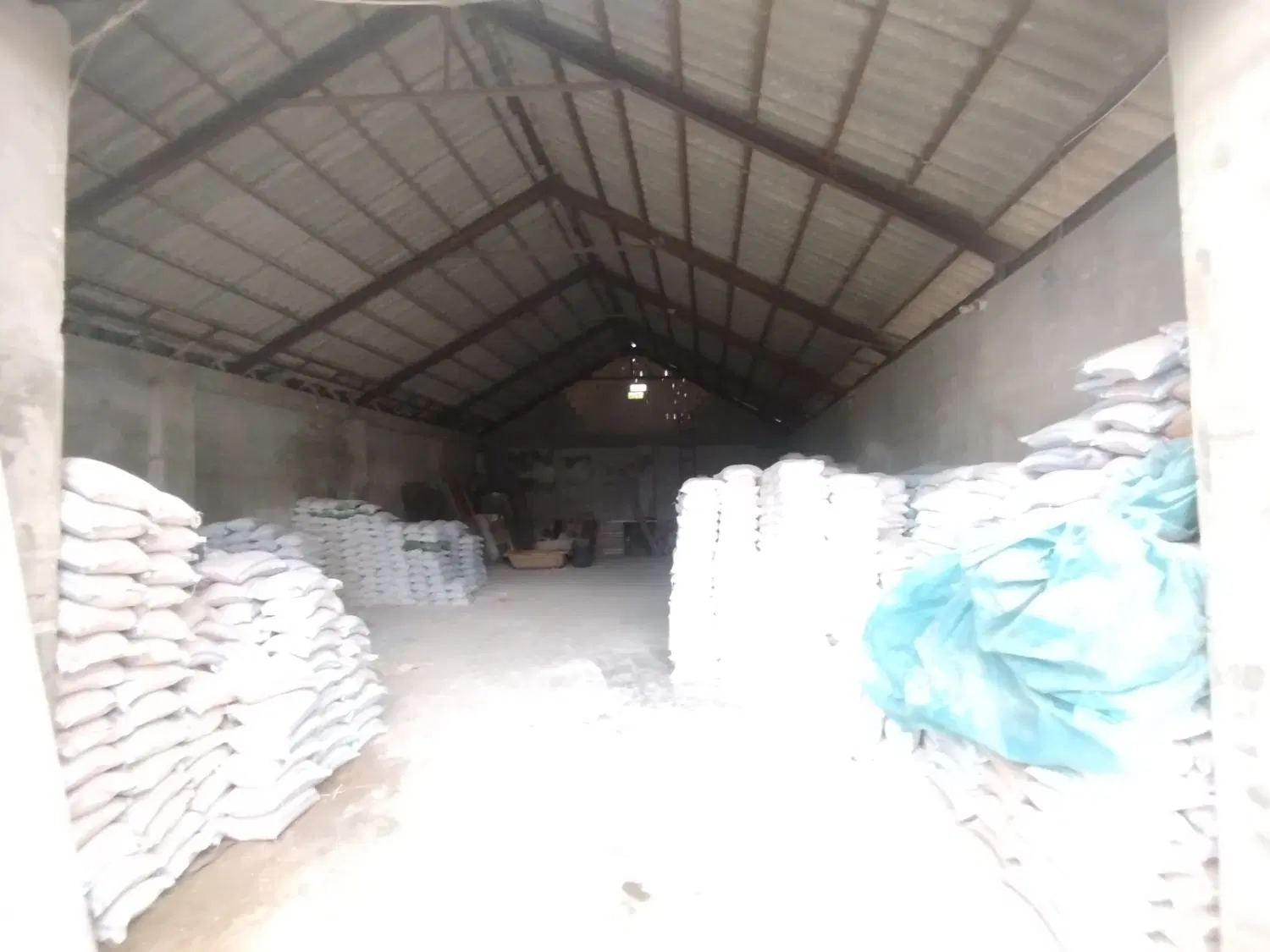 سوله انبار مسقف داخل شهر مالکم