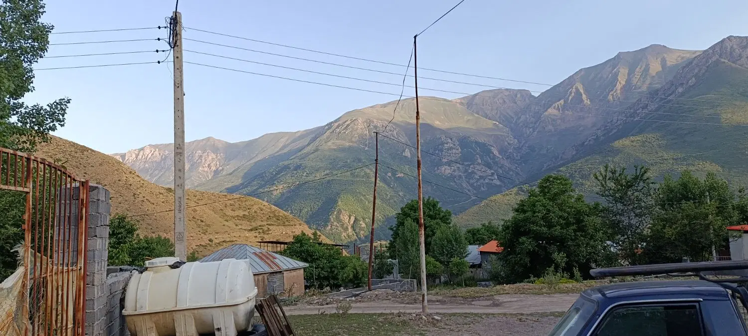 خانه ییلاقی در نمارستاق پلریه