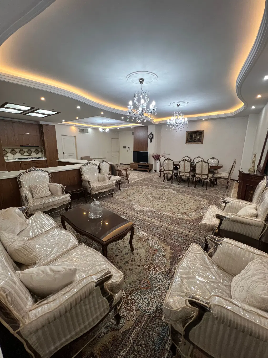 آپارتمان130متری_ 3 خوابه مستر _خوش نقشه _اکازیون
