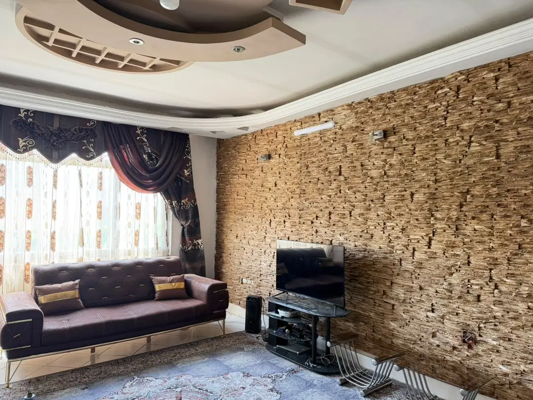 اپارتمان ۹۰ متری جلال ۵۶