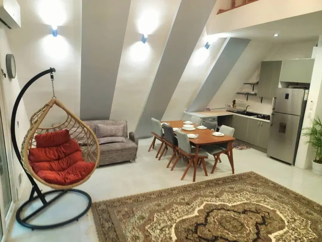 کلبه جنگلی استخردار تراس
