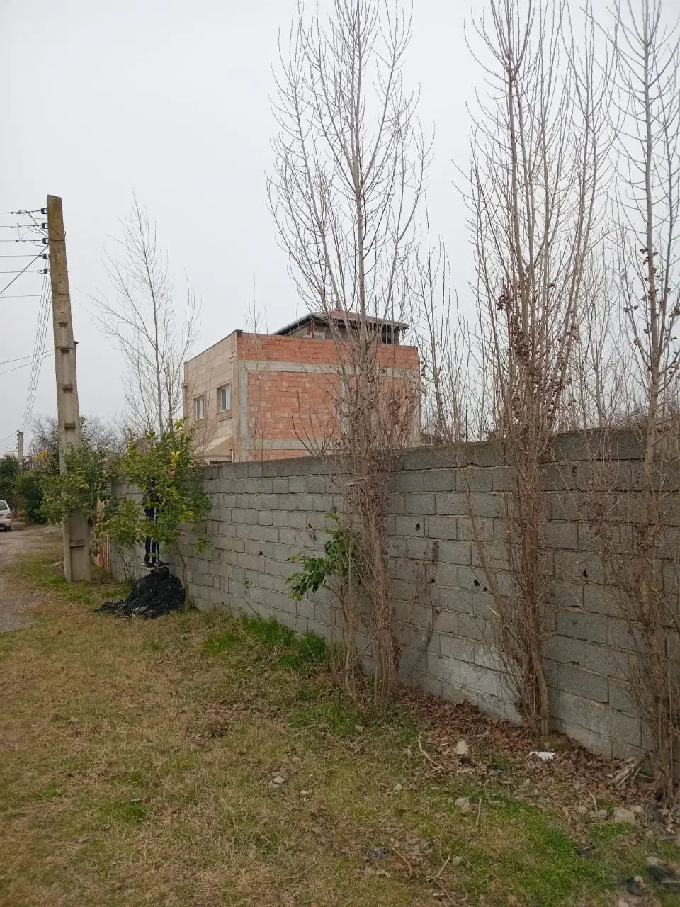 زمین مسکونی.۲۸۵متر.با بر۱۸متر.شهری.