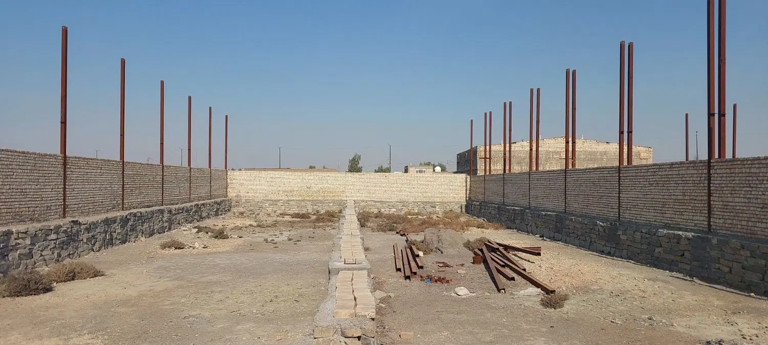 زمین چهاردیواری قلعه صدری پشت بحر