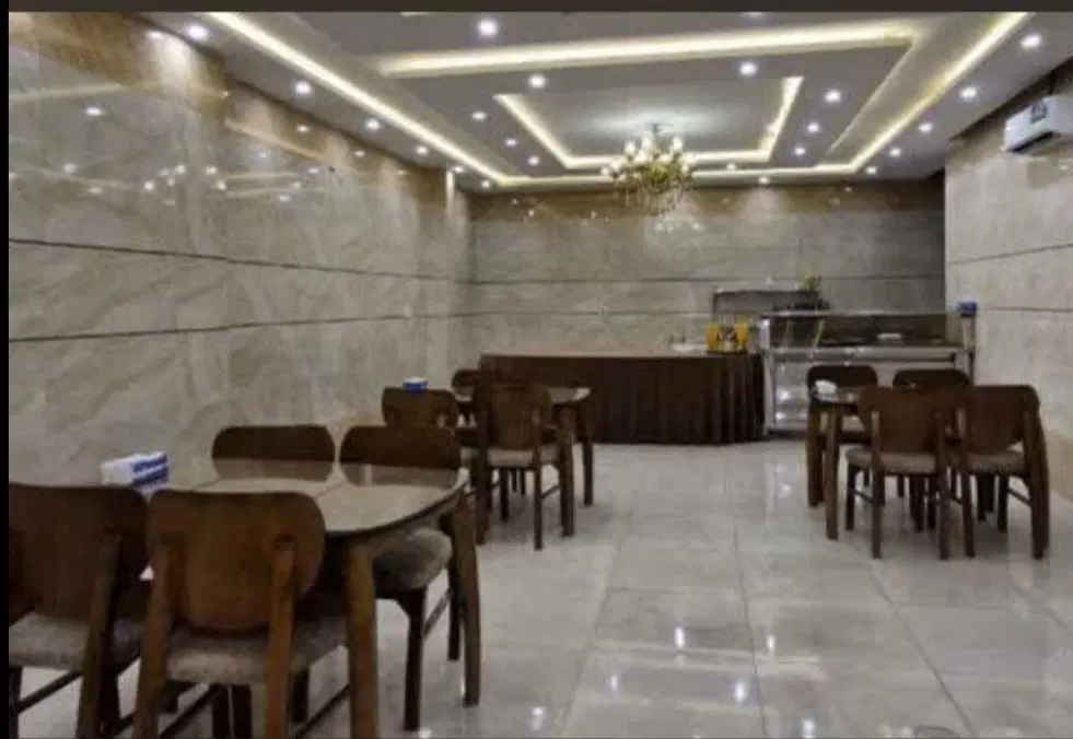 180متر  تجاری دایم  حاشیه پیروزی