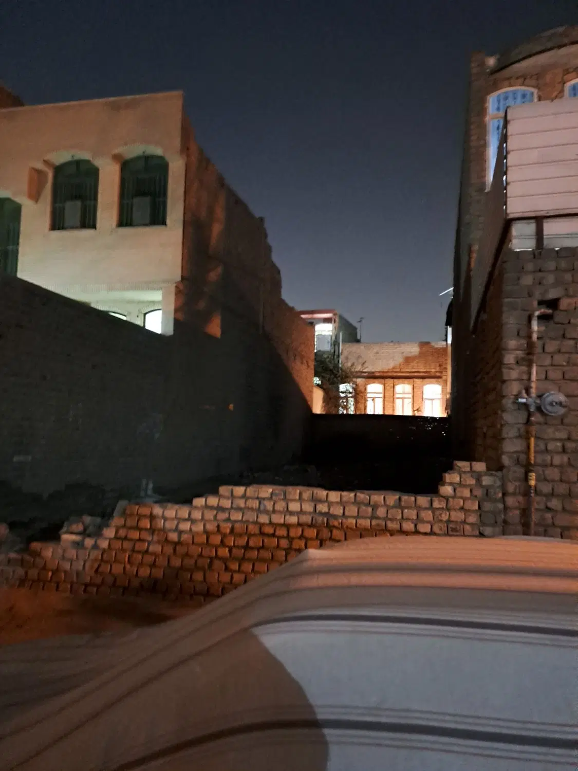 زمین مسکونی