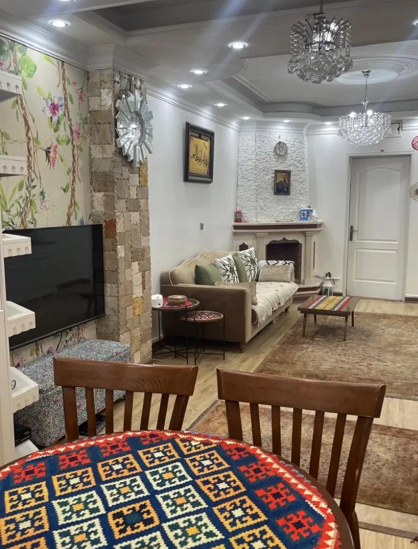 رهن ۶۵ متری پونک خ عدل نماتراورتن  پارکت  ممبران
