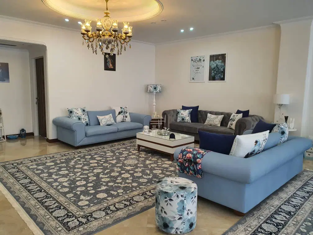 ۸۰ متر - چهار باغ شرقی - فول امکانات