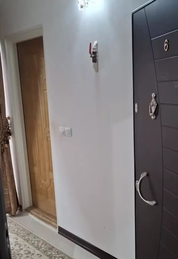 آپارتمان ۱۳۰ متری هنرستان