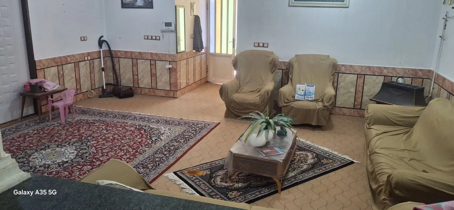 رهن منزل ۲۰۰ متری رهنی در خیابان آزادگان