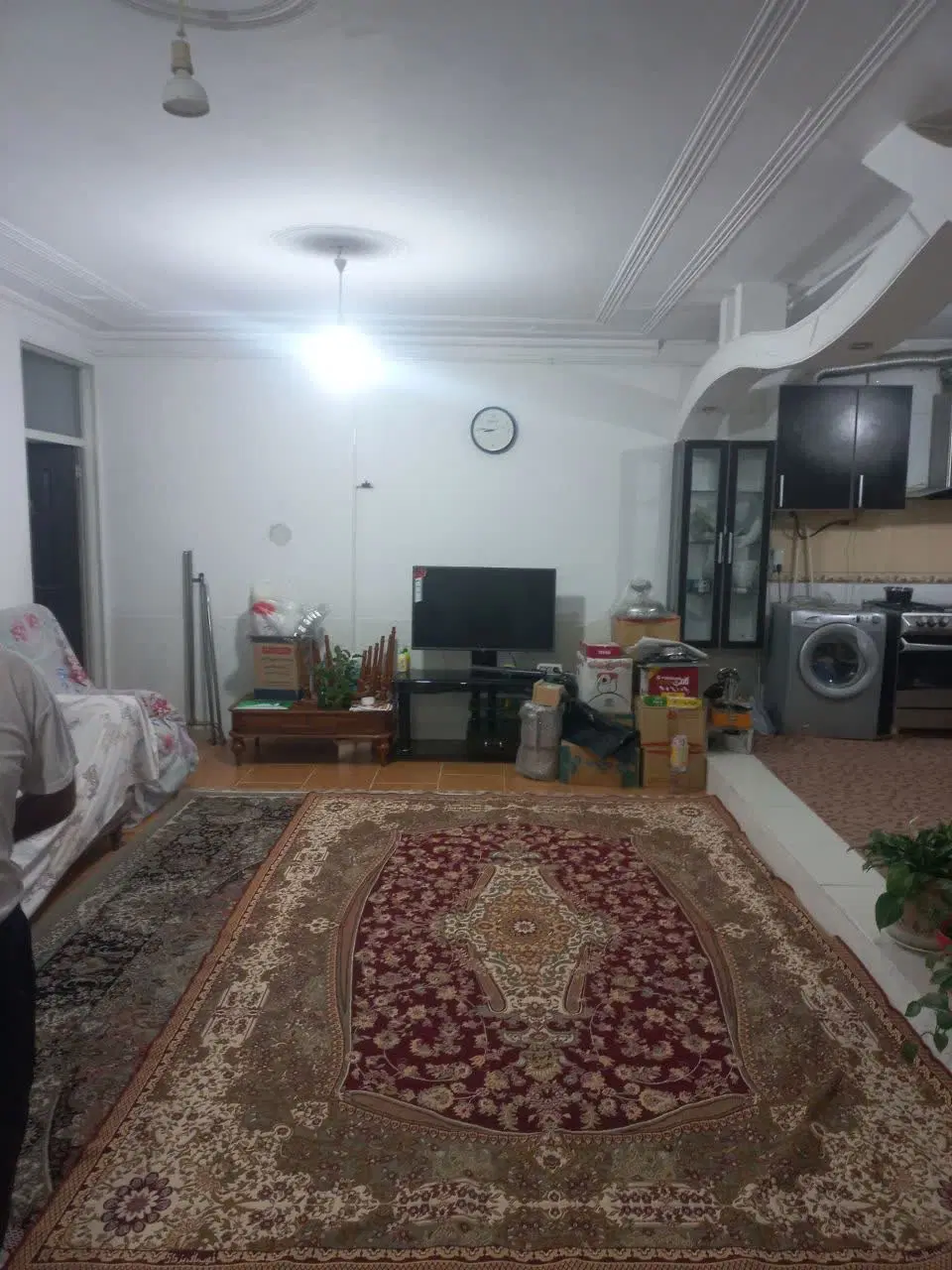 یک واحد آپارتمان گلدشت شرقی