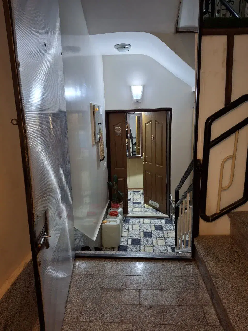 فروش آپارتمان تک واحدی مجلسی
