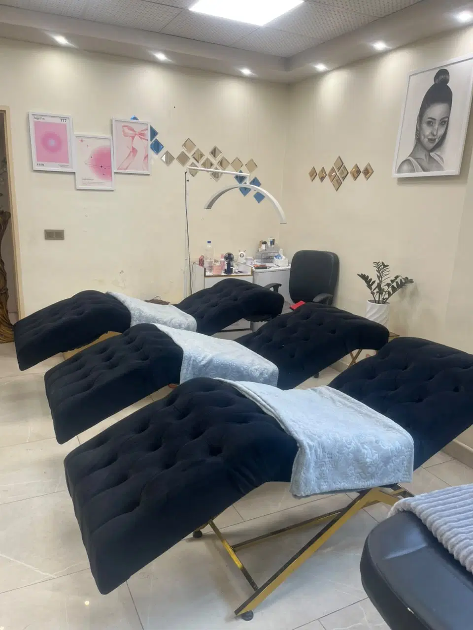اجاره تخت مژه میز ناخن چهارراه آبرسان