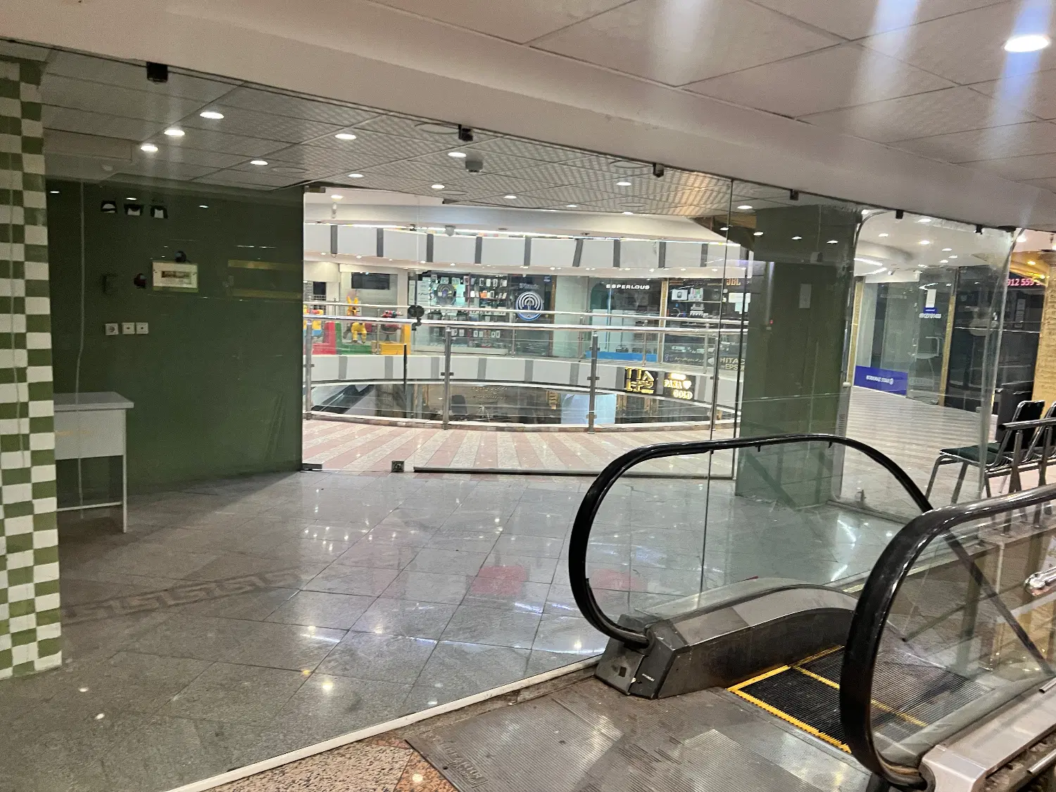 ۱۶ متر تجاری _فروشی