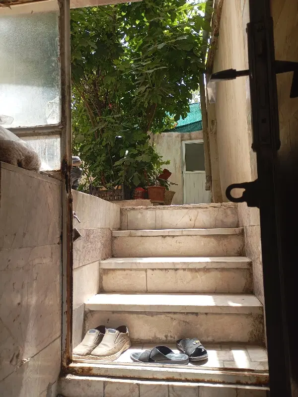 خانه مسکونی وتجاری