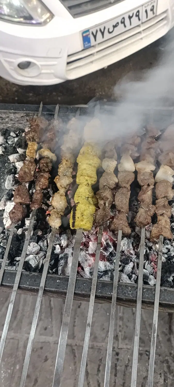 مغازه خیابان سیگار فروشها کبابی