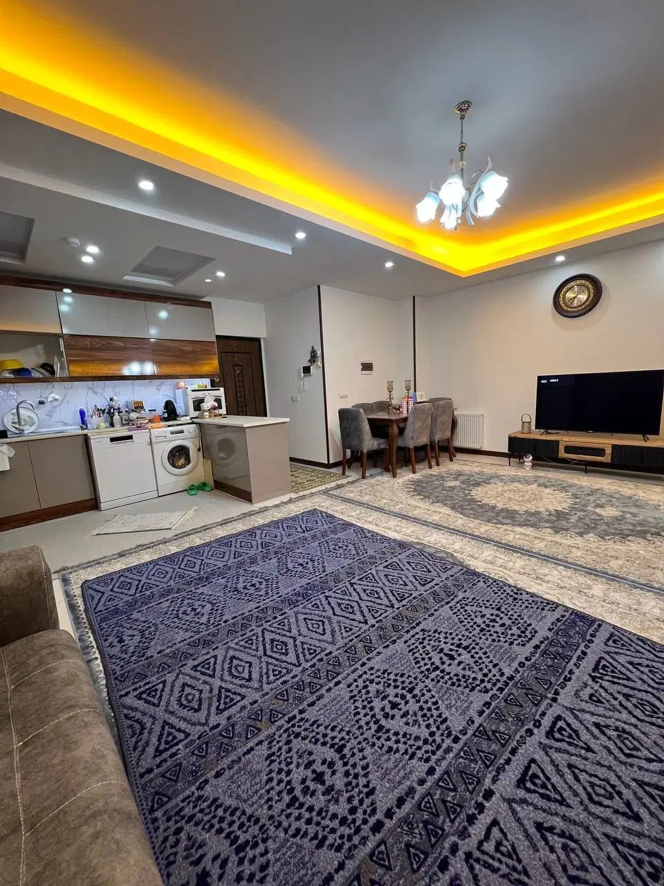۷۵ متر دوبرنورگیر  پارکینگ سندی تراورتن