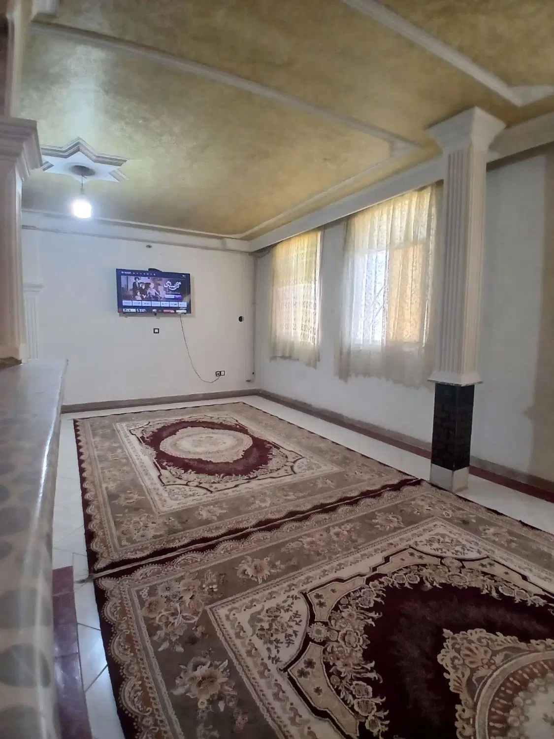 واحد 95متری چهار راه شقایق خیابان یاس