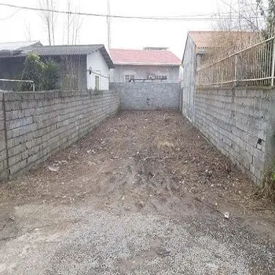 یک قطعه زمین با کاربری باغ و باغچه