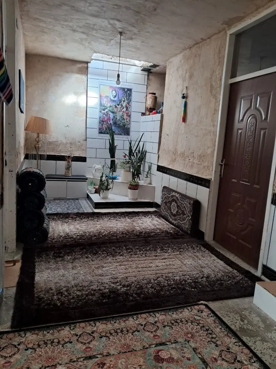 ‌با سلام خانه ویلایی دربه حیاط به  متراژ ۱۶۰