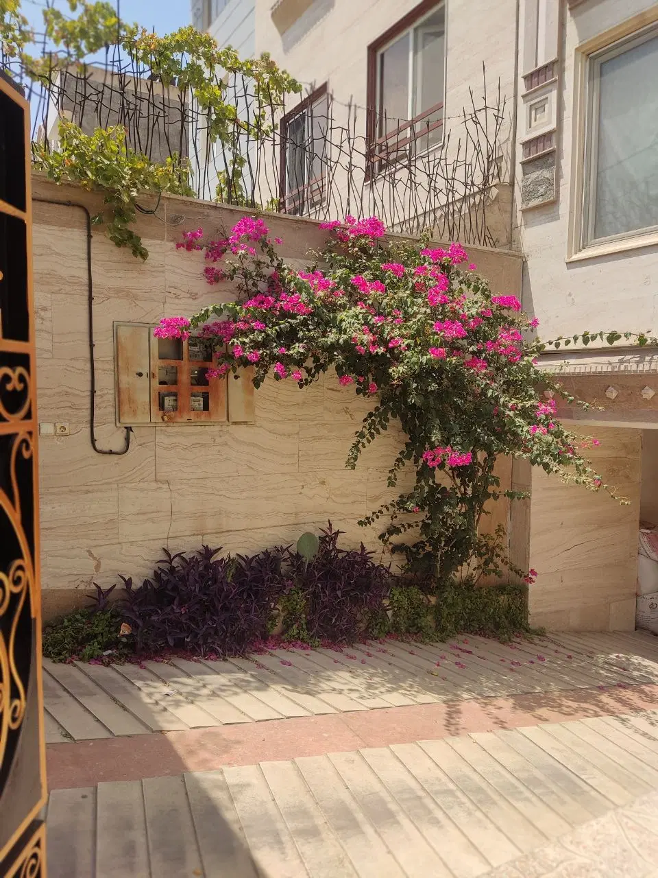 آپارتمان 80 متری تک واحدی