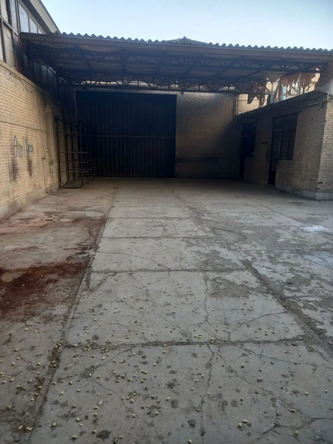 سوله ۳۴۰ متری شهرک صنعتی چهاردانگه
