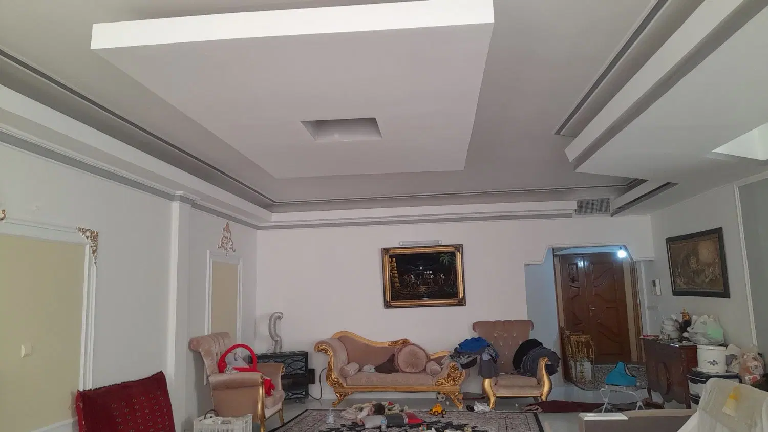 آپارتمان ۱۴۰متری بازسازی  ۲خواب  خوش نقشه