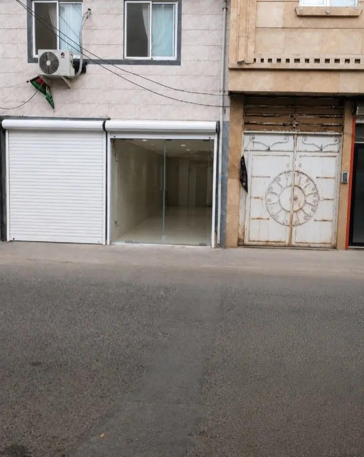 مغازه نوساز حدوداً ۳۰ متری واقع در جانباز