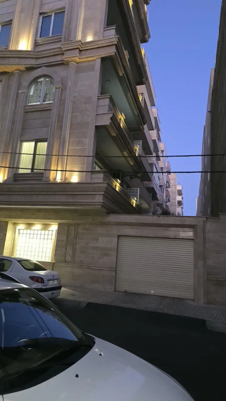 آپارتمان ۱۵۰ متری در استانداری