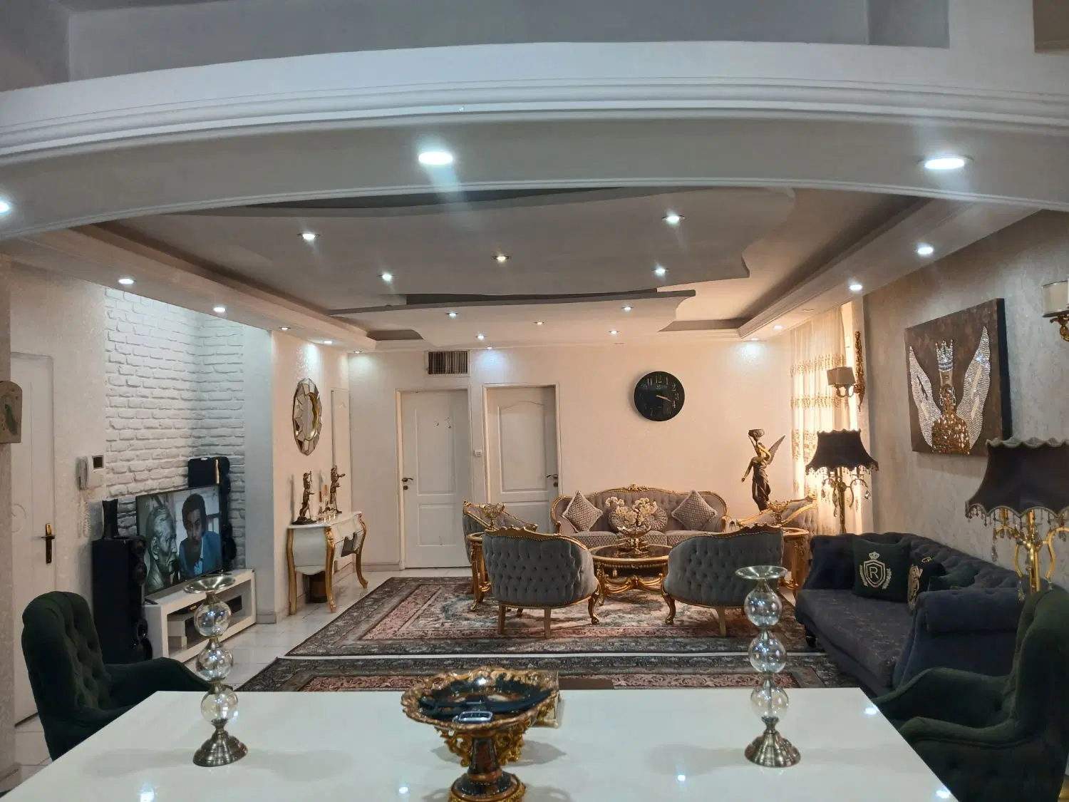 فروش اپارتمان 95متری خ بهمنیار  تک واحدی