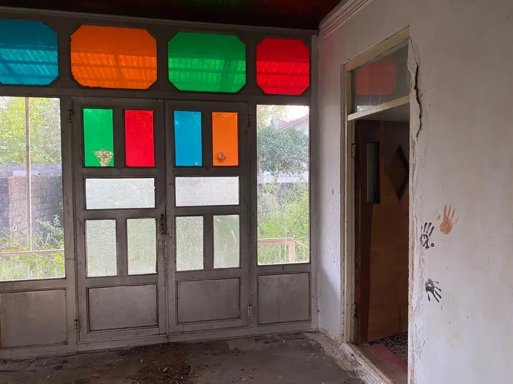 ملک مسکونی با امتیاز گاز و برق ۴۵۰ متر