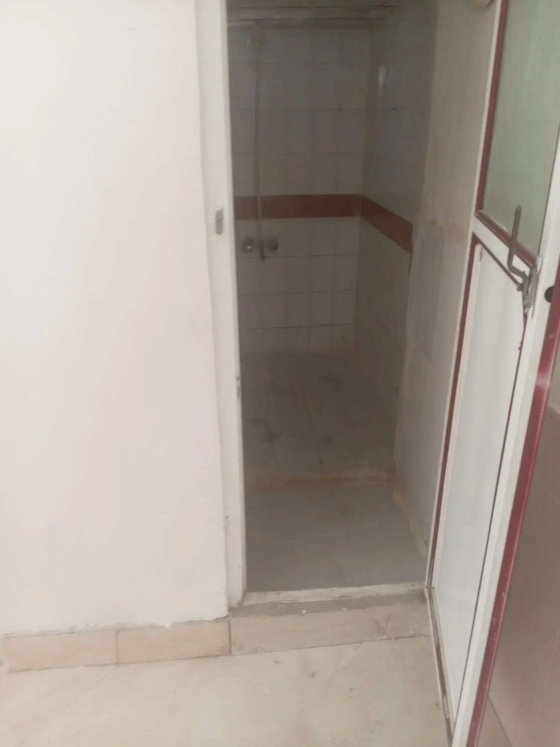 سلام خانه هم کف ماشین رو دو خواب رهن واجاره