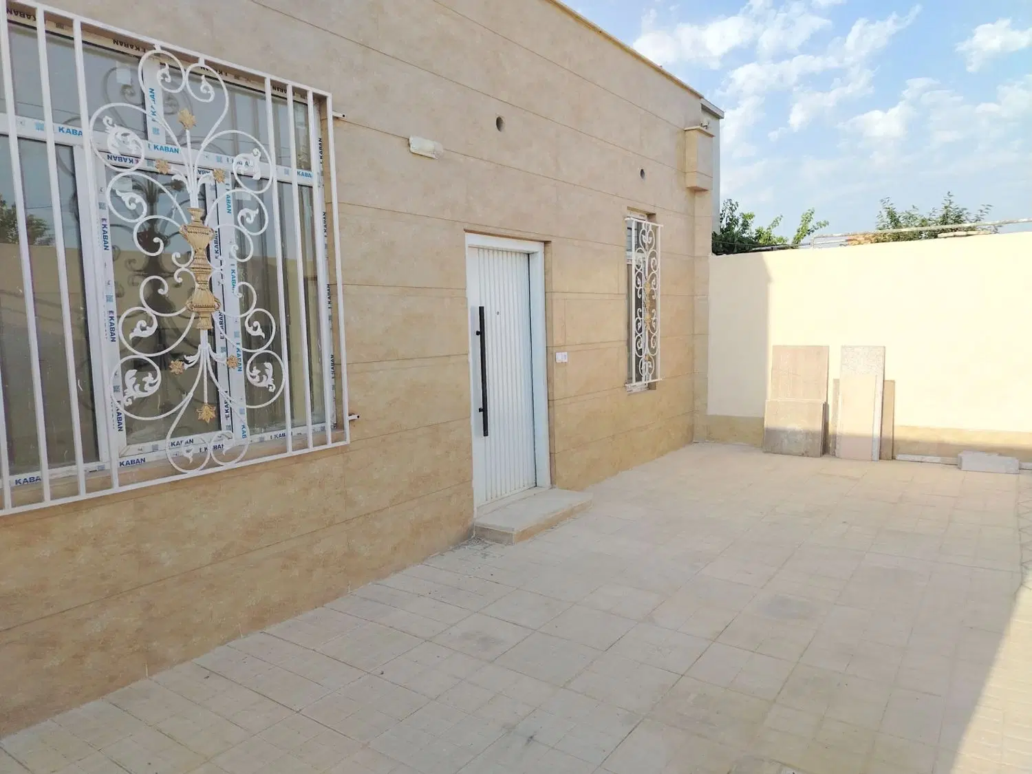 خانه ویلایی نوساز و تمام اسکلت(نسیم آباد)