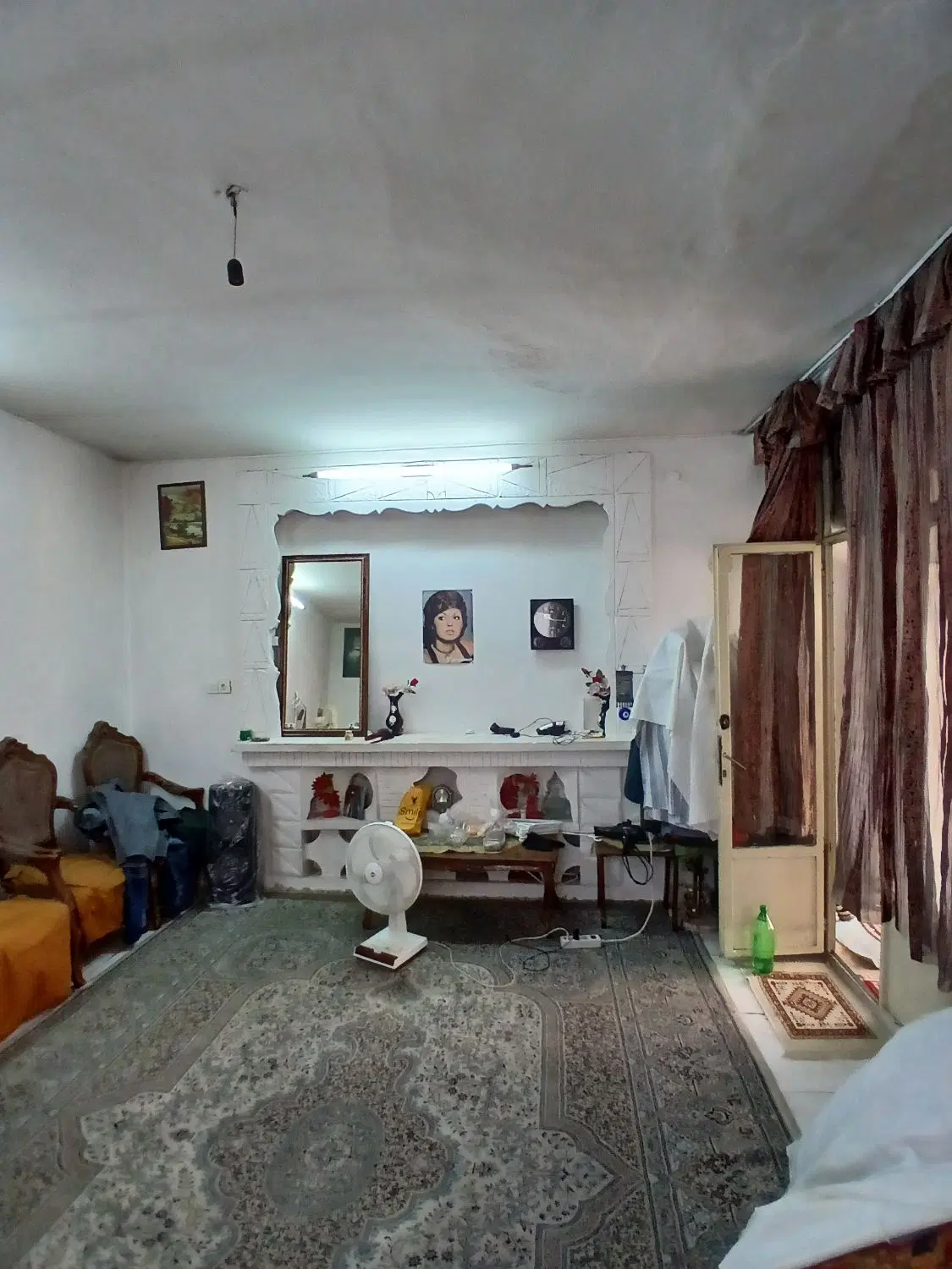 خانه حیاط دار دو طبقه کلنگی