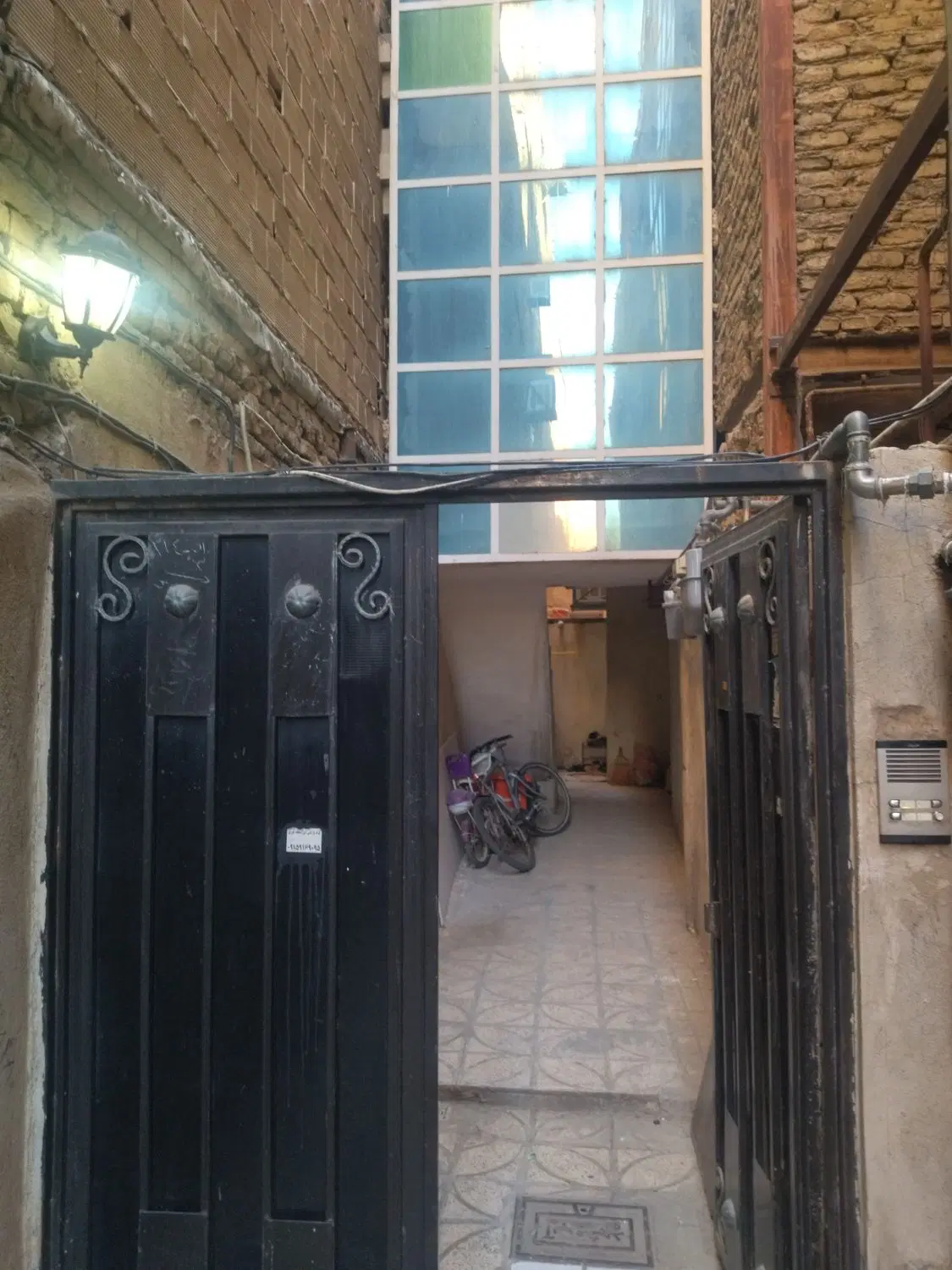اپارتمان ۸۵ متری تکواحدی