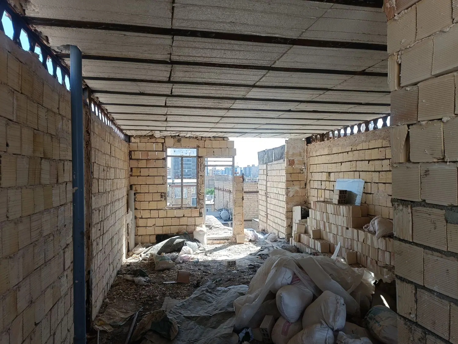 آپارتمان سفت کاری