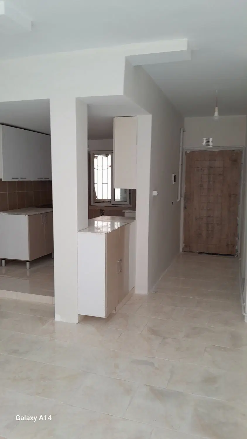 آپارتمان پروژه ازرنگ با پارکینگ انباری سندی