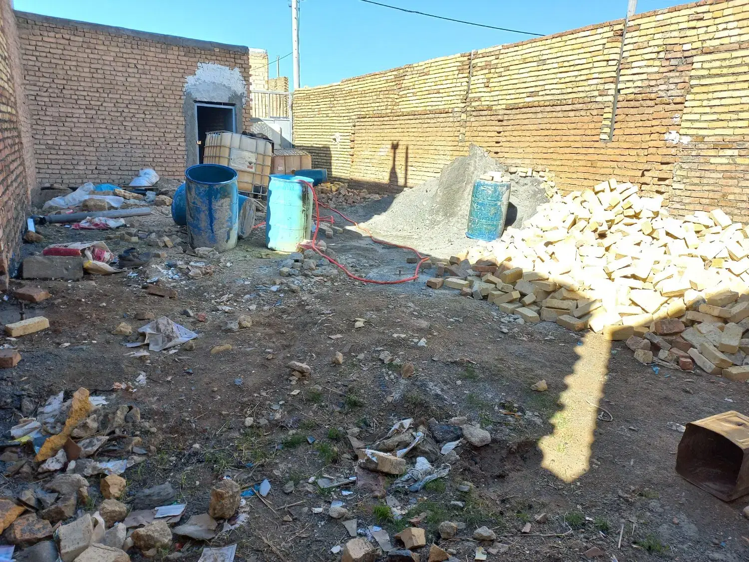 اوقاف در دست اقدام