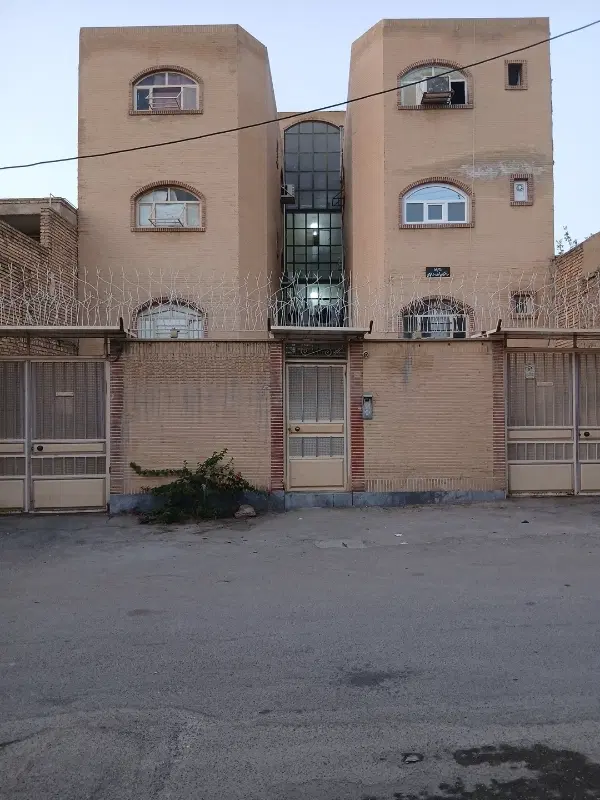 آپارتمان با پارکینگ