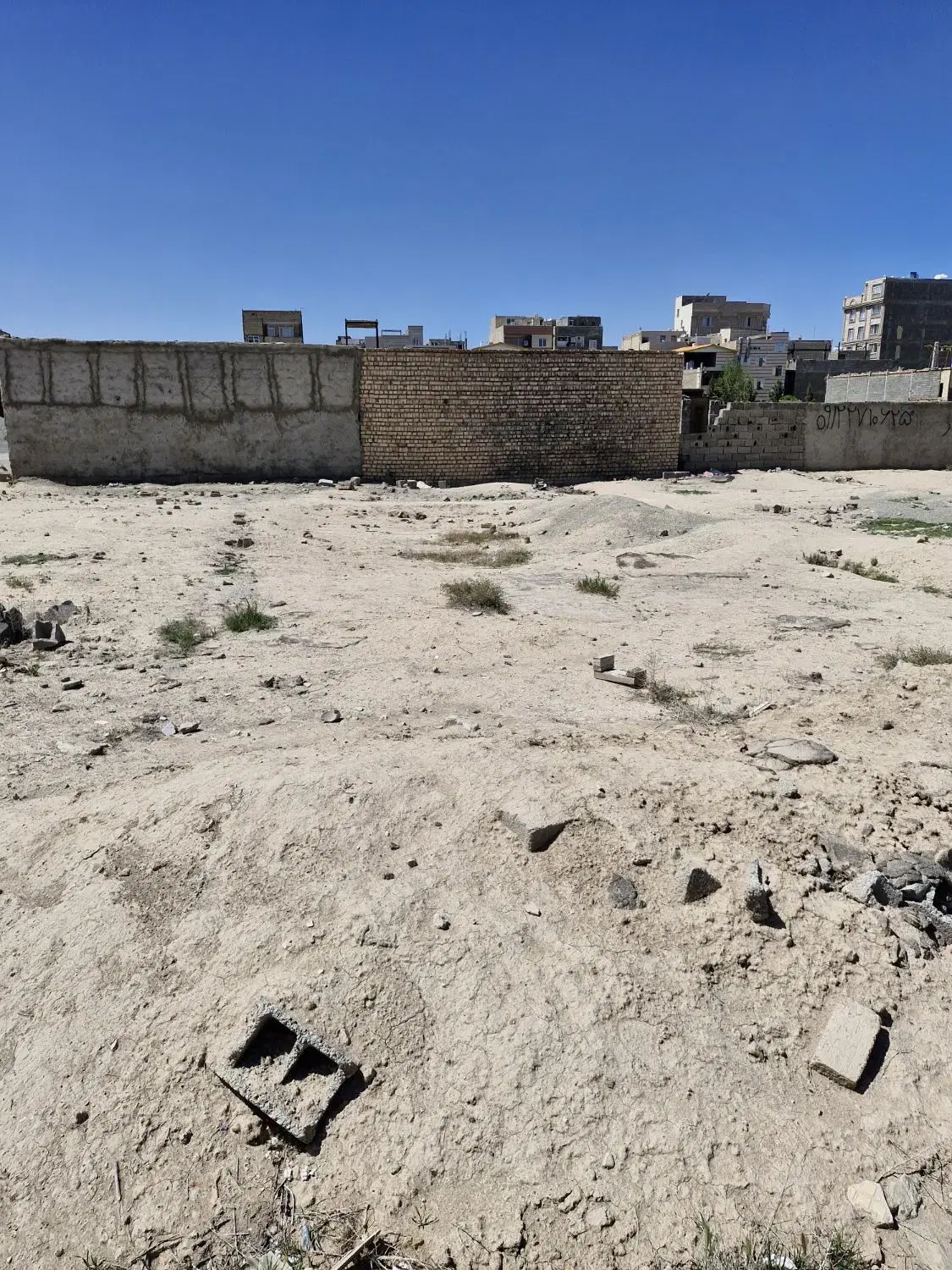 زمین مسکونی ۱۲۰ متری