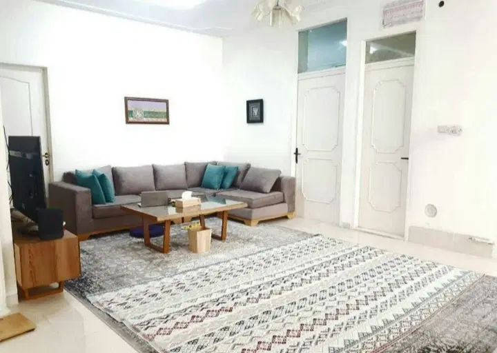 طبقه دوم واحد مسکونی