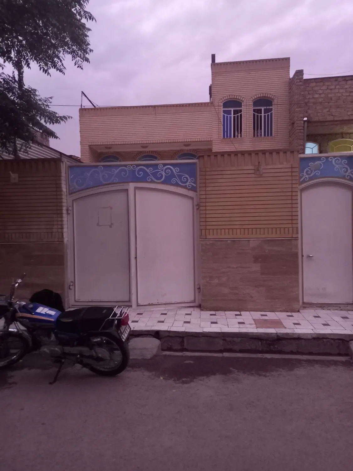 زیرزمین ۱۵۰متری شهرک فاطمیه