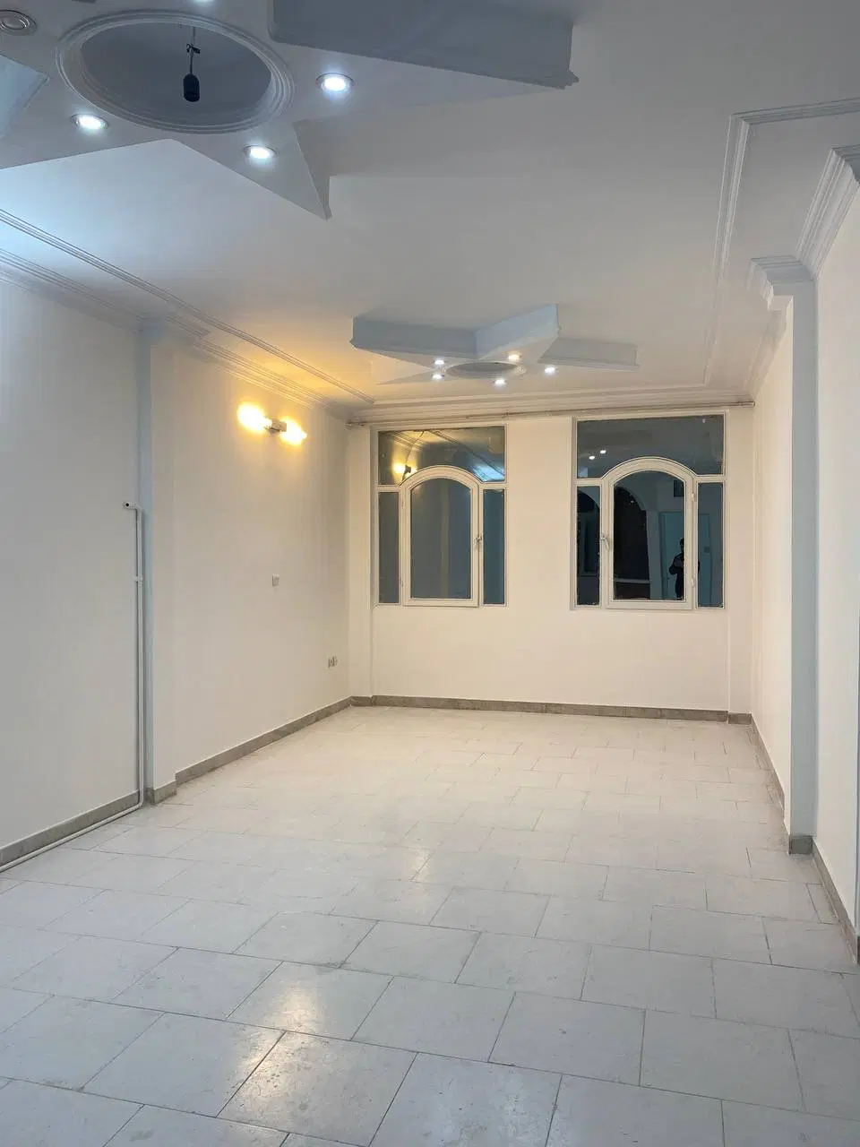 تکواحدی طبقه دوم پارکینگ اصلی