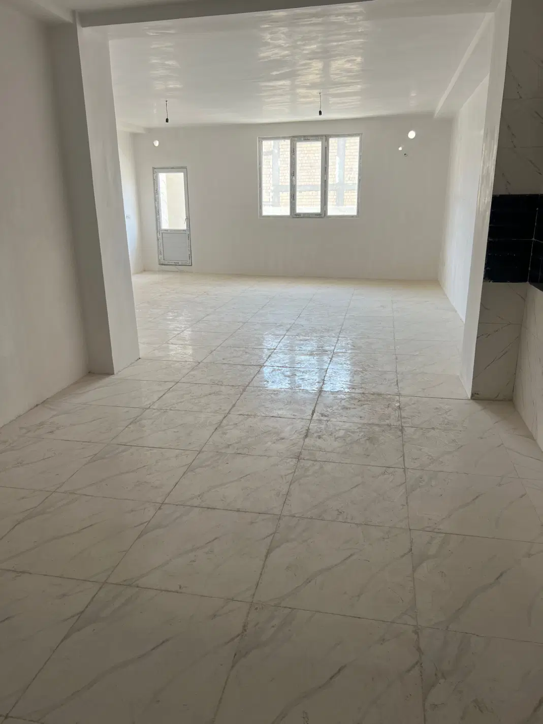 فروش واحد اپارتمان ۱۲۴ متر دوخوابه نصیرشهر