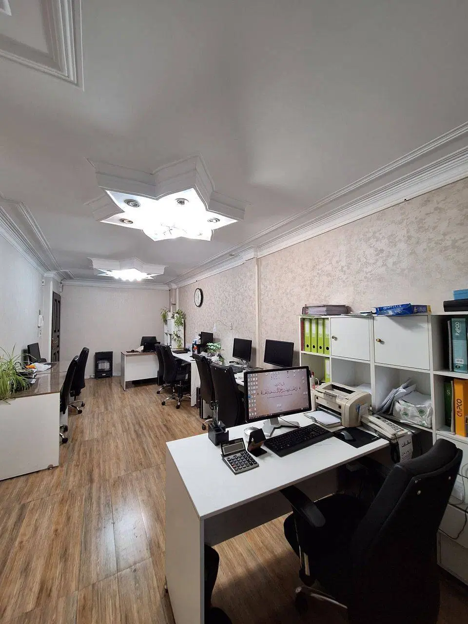 اپارتمان اداری پیروزی