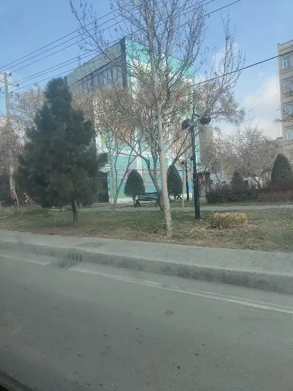 زمین حاشیه مهر افروز سه نبش سند تکبرگ