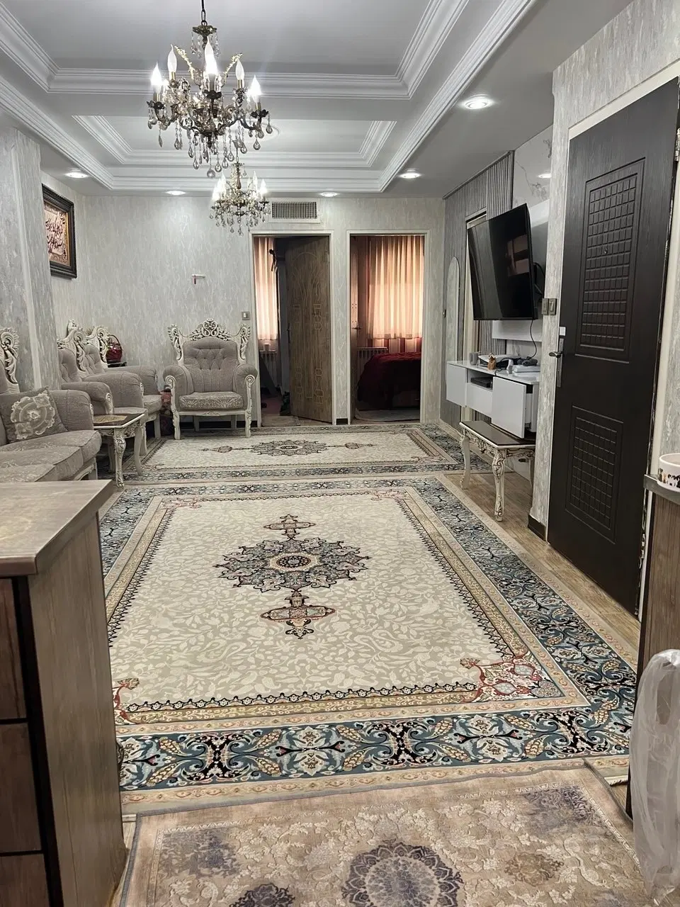 رهن کامل آپارتمان دنج و خوش ‌نقشه